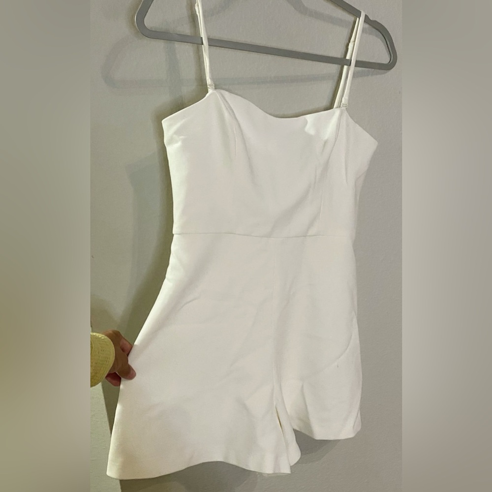 FRENCH CONNECTION WHITE SHORTS ROMPER